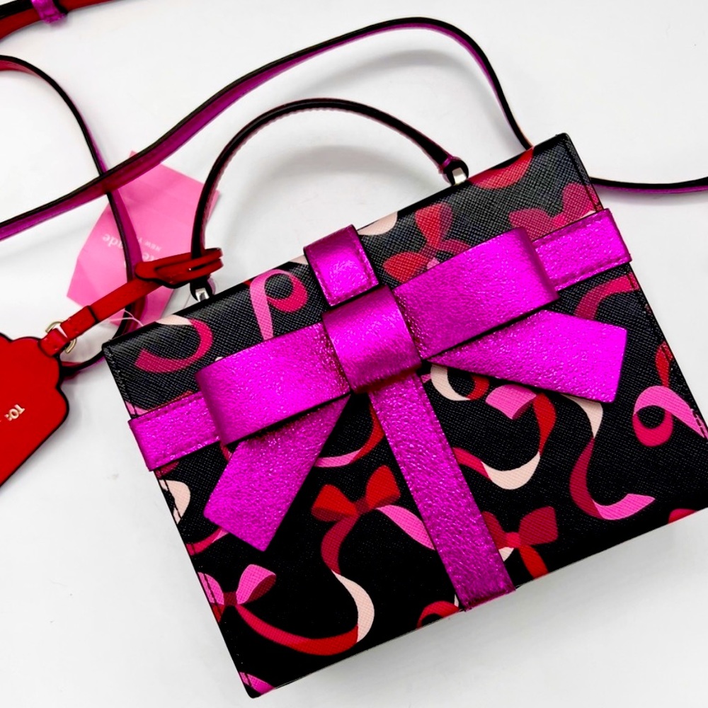 New Kate Spade wrapping party gift box crossbody - Picture 12 of 16